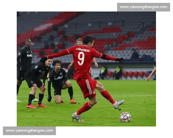 欧冠焦点战巴萨迎战埃因霍温新老豪门强强对话前瞻战术博弈与胜负悬念